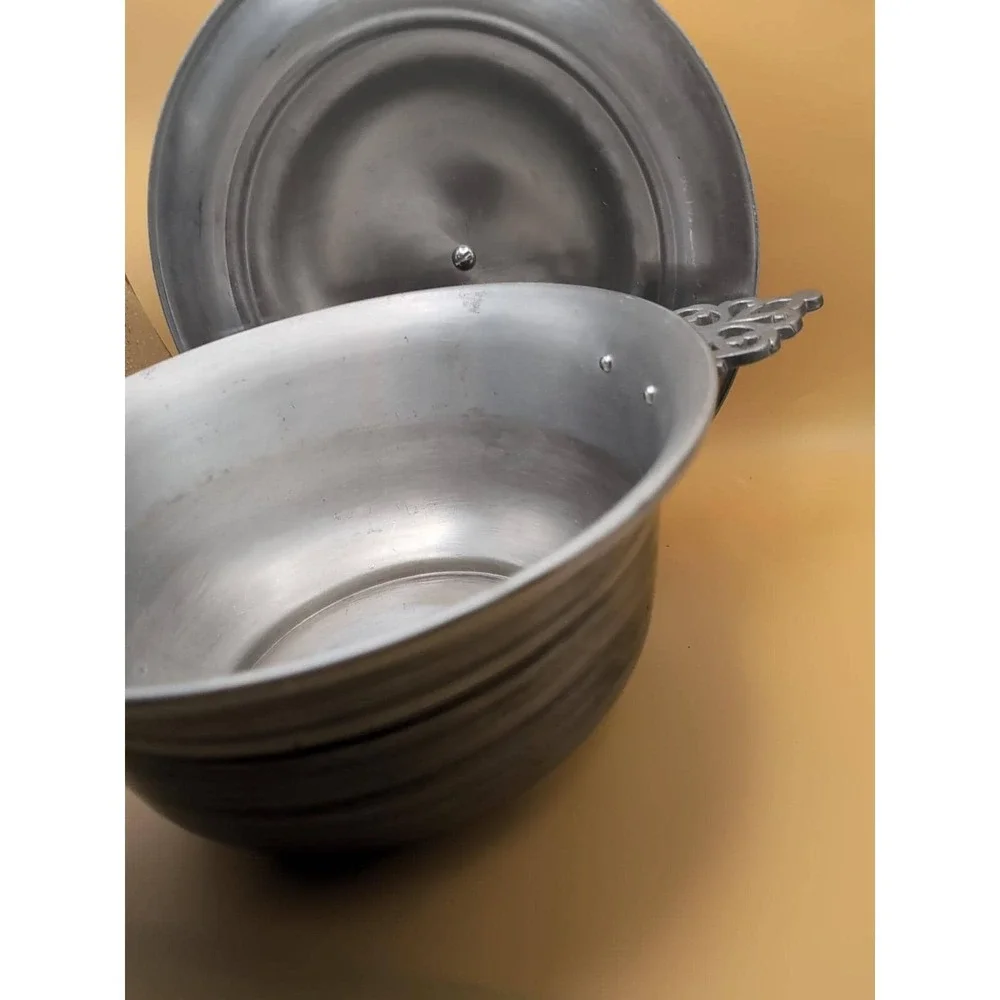 Vintage  Lazar 2 piece Bun Warmer Aluminum Serving Double‎ handle